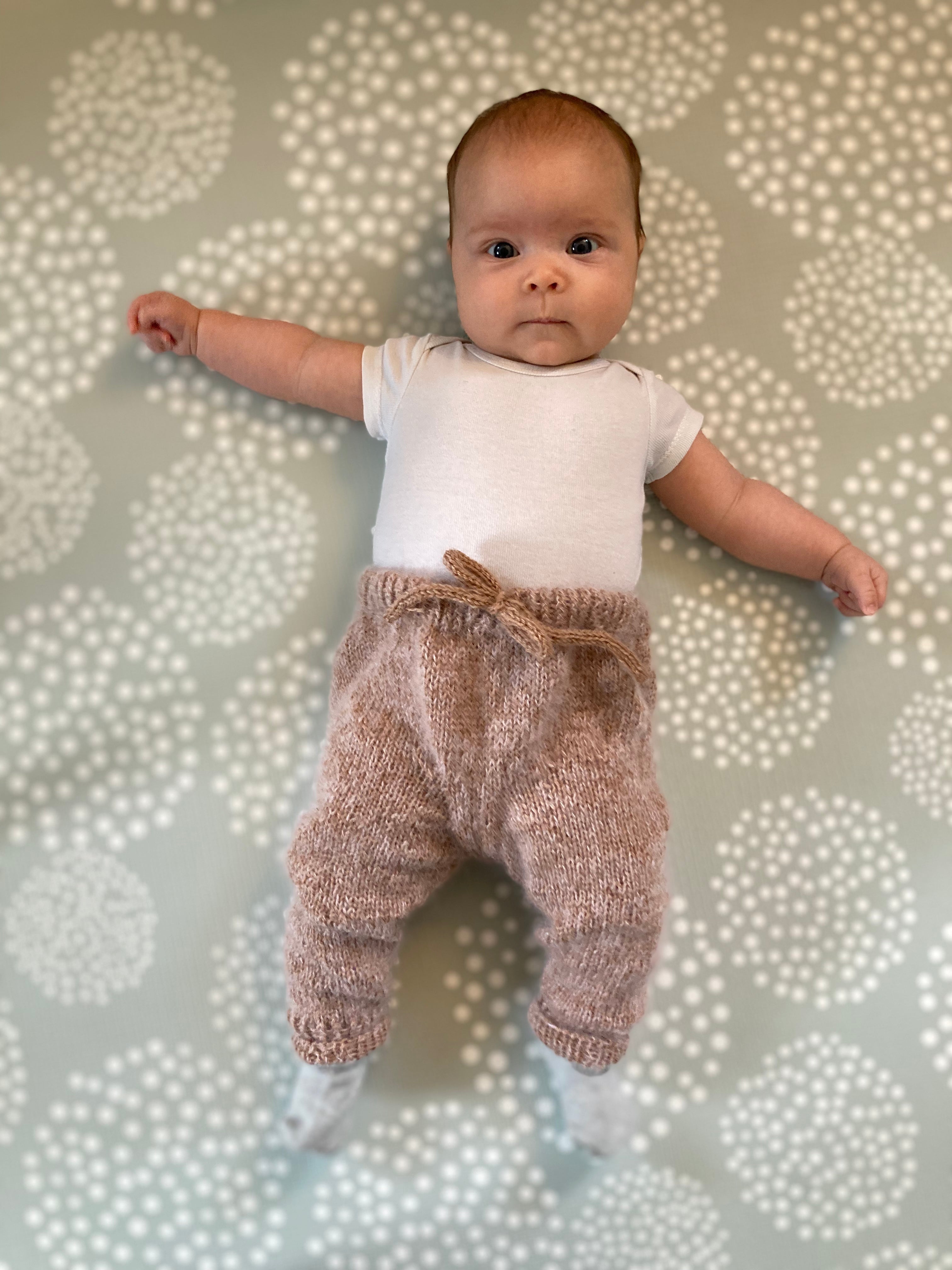KIT FOR "BABY PANTS A"